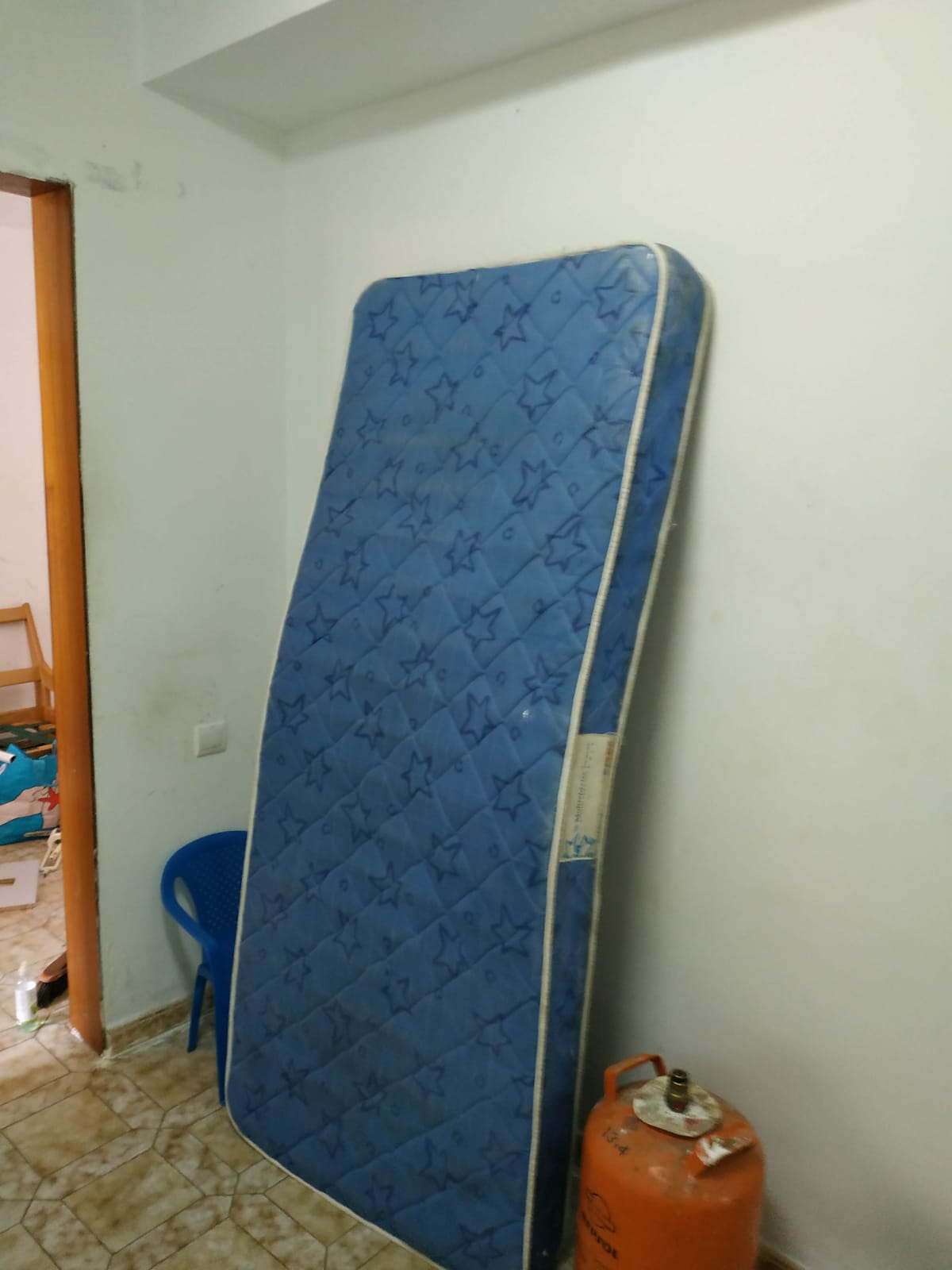 Servicio de recogida y reciclaje de muebles viejos en Camarles - ¡Ahorra tiempo y esfuerzo!