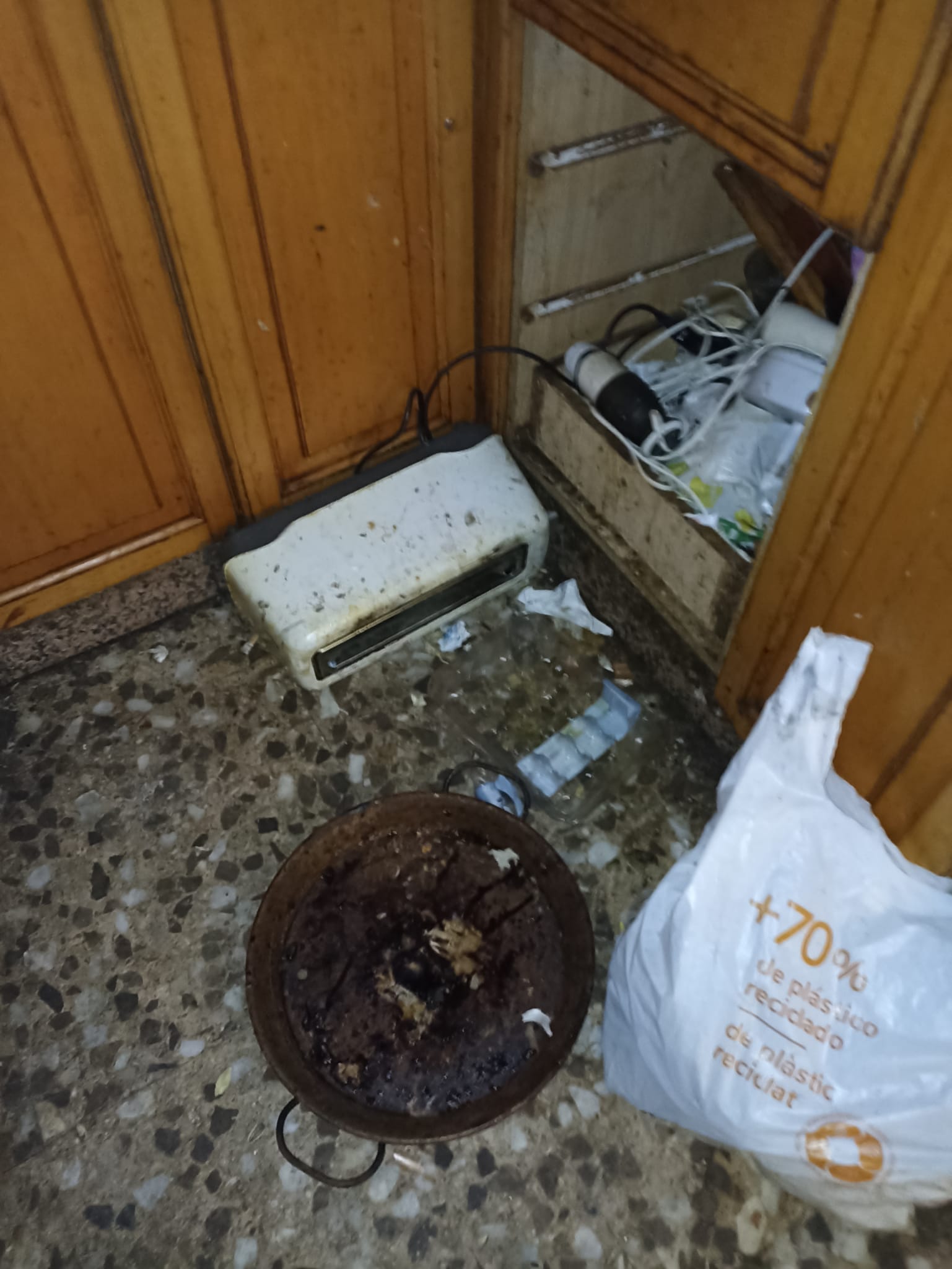 Precios a medida para el vaciado de tu piso de muebles viejos en Vallclara